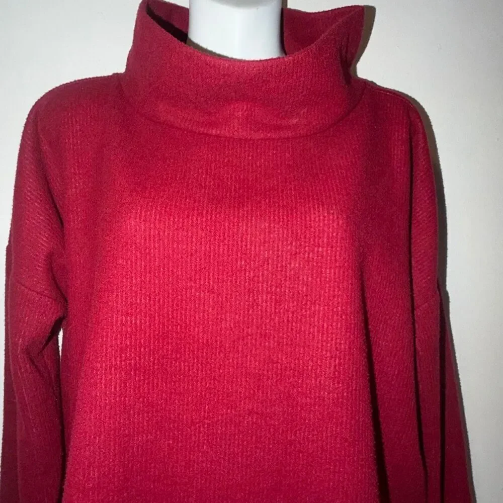 ANTHROPOLOGIE Raspberry Red Theresa Tunic Sweater-M